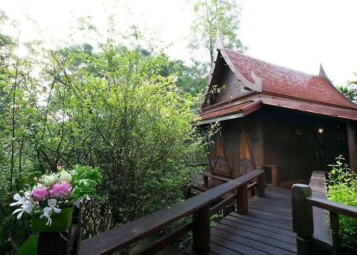 Tewa Boutique 4*
